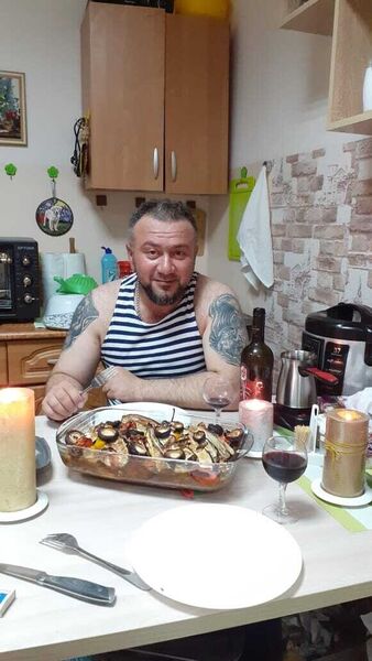 ,   Ceyhun, 40 ,     , c 