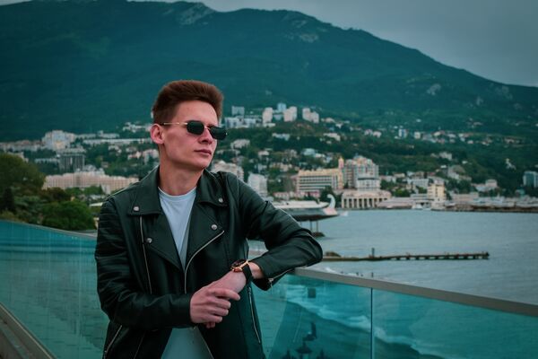  ,   Yarik, 25 ,   ,   , c 