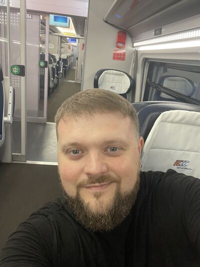  ,   Dan, 35 ,   ,   , c 