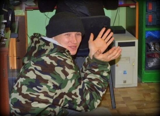  ,   Pavel, 39 ,  