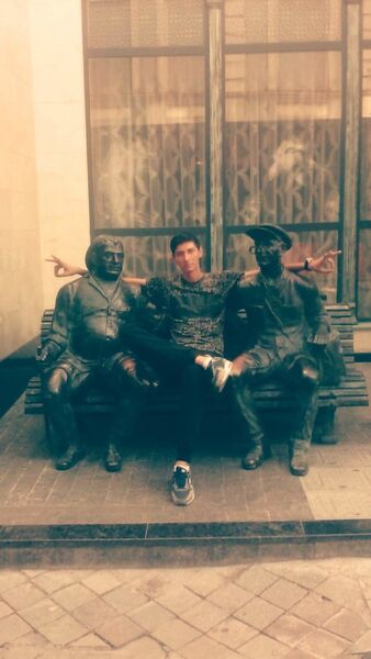  ,   Davit, 27 ,   ,   , c 