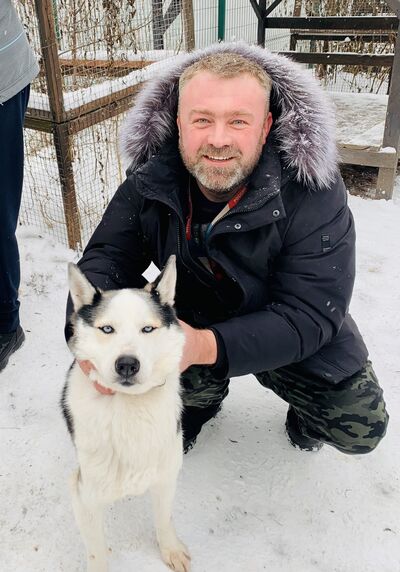  ,   Aleksei, 43 ,   c 