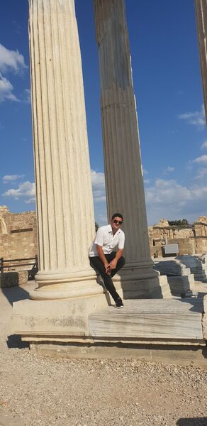  ,   Mert, 37 ,   ,   , c 