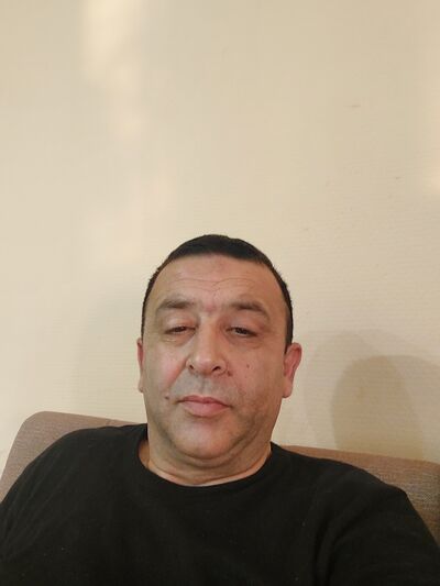  ,   Zaur, 42 ,   ,   
