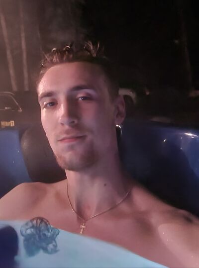  ,   Edgar, 28 ,   ,   