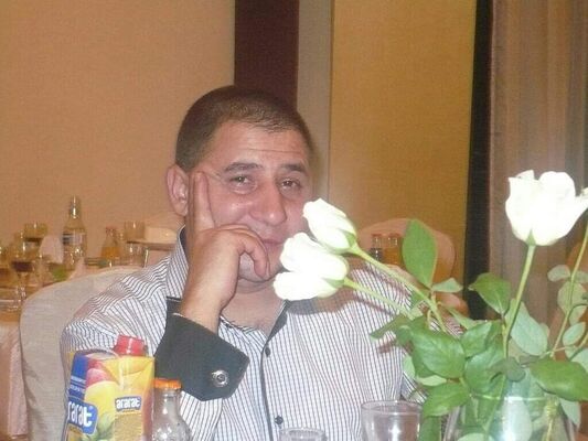  ,   Armen, 47 ,   ,   