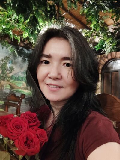  ,   Sara, 50 ,   c 