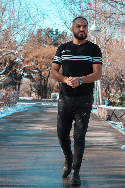  Backa Topola,   Farzad, 33 ,   ,   