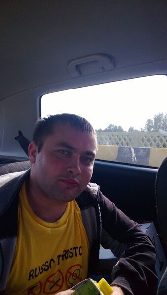 ,   Oleeeg, 32 ,   