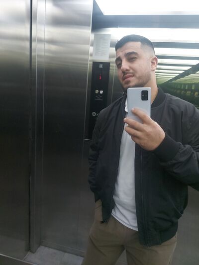  ,   Alan, 26 ,   ,   