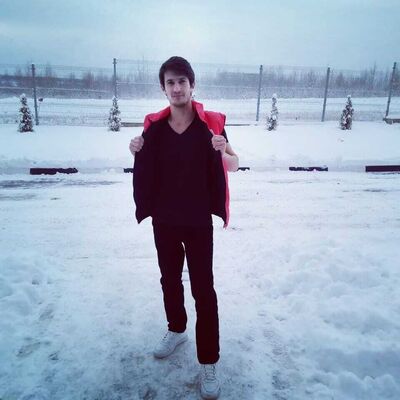  ,   Parviz, 32 ,   