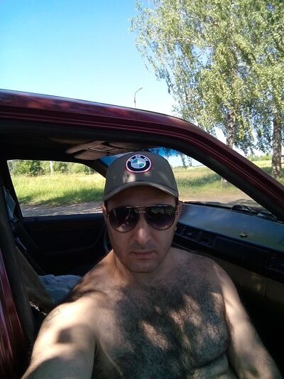  ,   King , 42 ,   