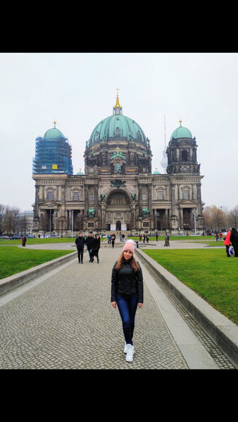  ,   Alya, 37 ,   ,   , c 