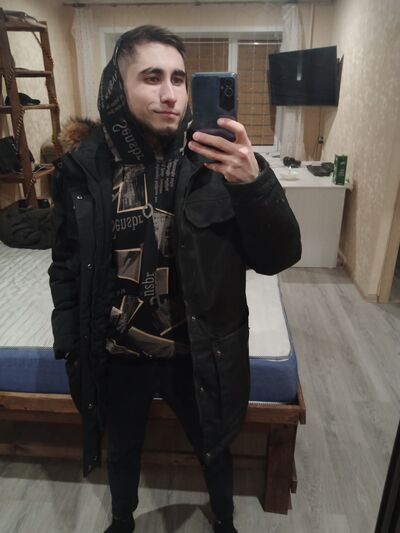  ,   Vlad, 26 ,   ,   