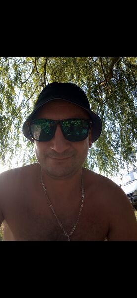  ,   Alex, 35 ,   ,   
