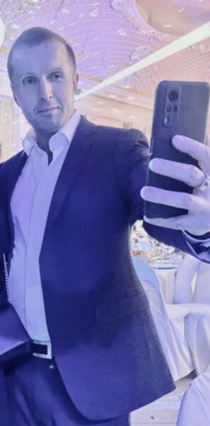  -,   Dimon, 42 ,   ,   