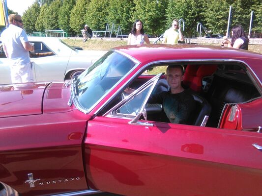  ,   Ruslik, 40 ,   ,   , c 