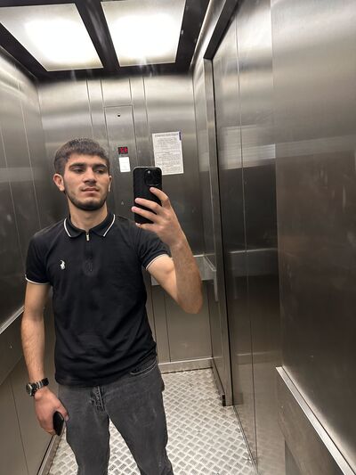  ,   Ediq, 23 ,   ,   