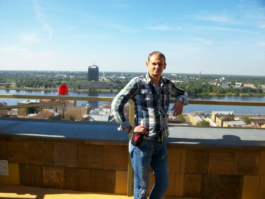  ,   Jevgenij, 50 ,     , c 