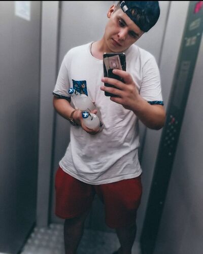  ,   , 27 ,   ,   