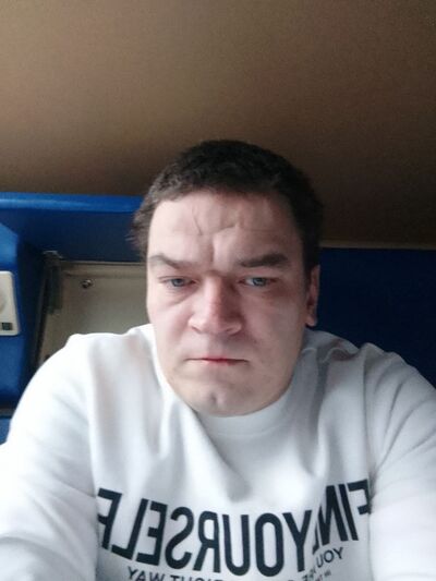  ,   Vlad, 33 ,   ,   , c , 
