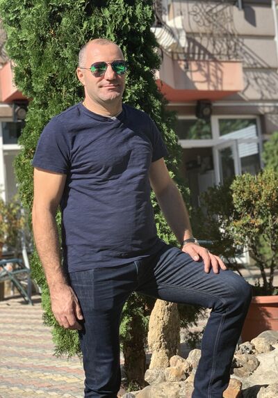  ,   Gugo, 43 ,   ,   