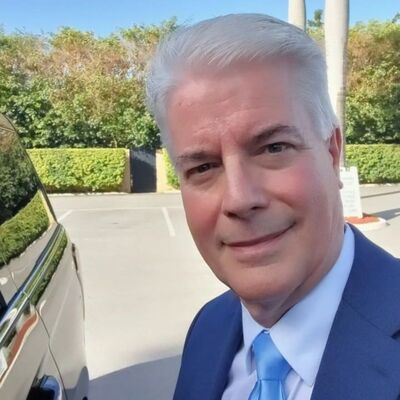  New York City,   Tom, 58 ,   ,   