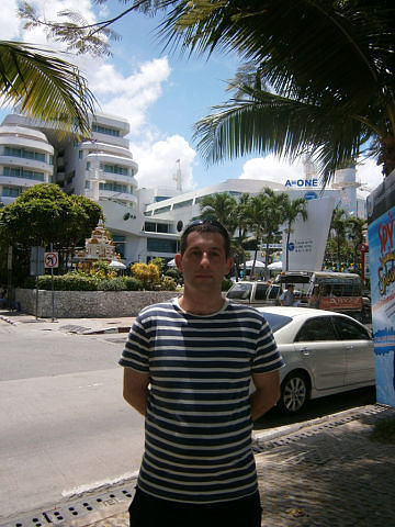  ,   Artur, 40 ,   ,   , c 