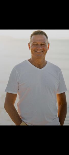 ,   Vlad, 47 ,   ,   , c , 