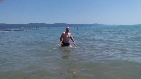  ,   Viktor, 55 ,   c 