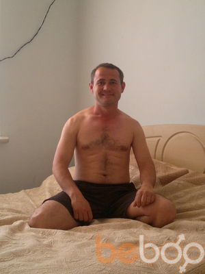  ,   Farell, 44 ,   