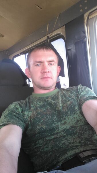  ,   Dima, 40 ,   
