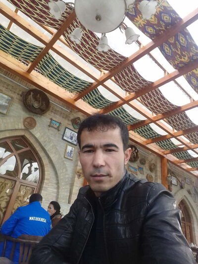  ,   Baxow, 37 ,  