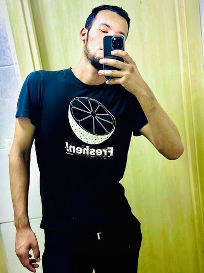  ,   Shohrux, 23 ,   ,   