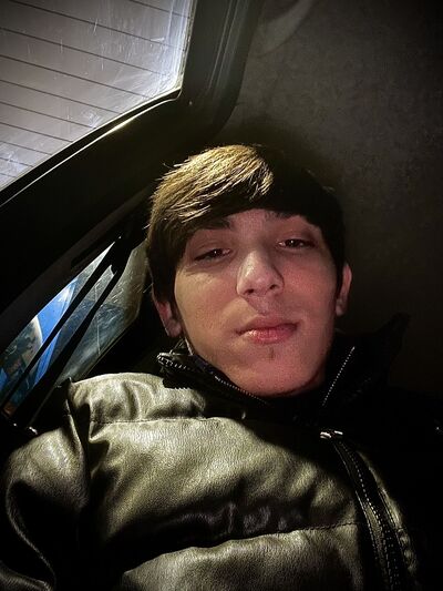  ,   David, 18 ,   ,   