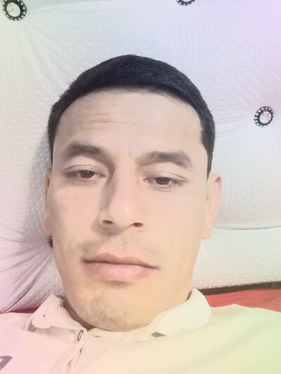 ,   Alik, 32 ,   ,   