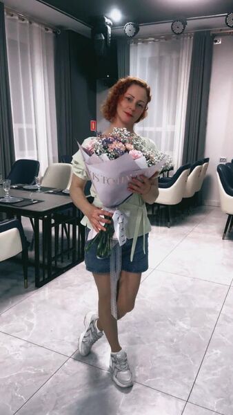 ,   Alisa, 44 ,   c 