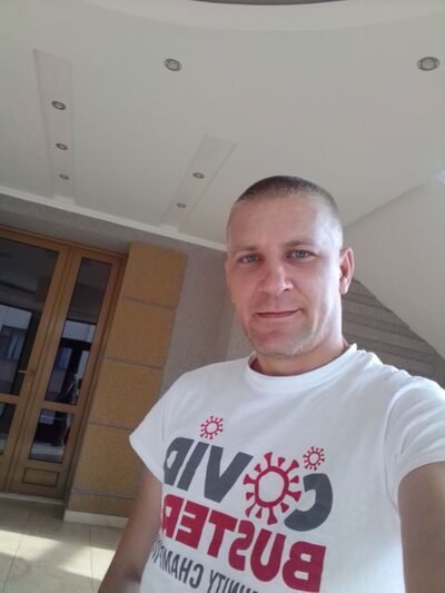  ,   Garik, 39 ,   ,   