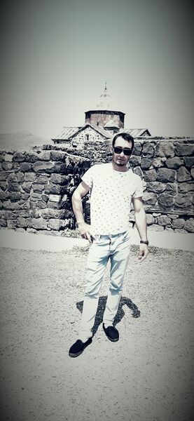  ,   Artur, 25 ,   ,   