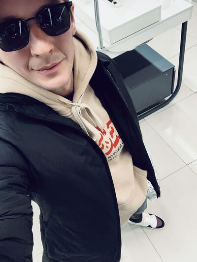  ,   Misha, 36 ,   ,   