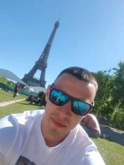  Charenton-le-Pont,   Rostyslav, 30 ,   ,   