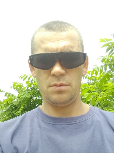  --,   , 44 ,     , c 