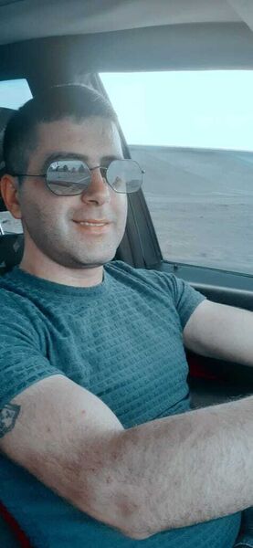  --,   Mkhitar, 32 ,   ,   