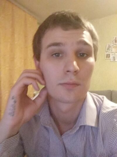  ,   Oleg, 31 ,   