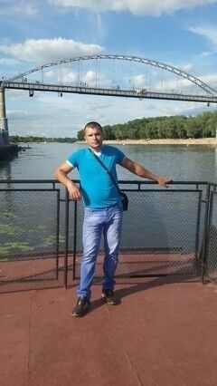  10613489  Sergei, 40 ,    