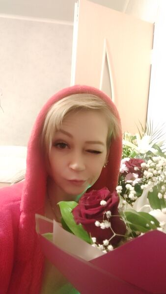  ,   Alena, 44 ,   c 