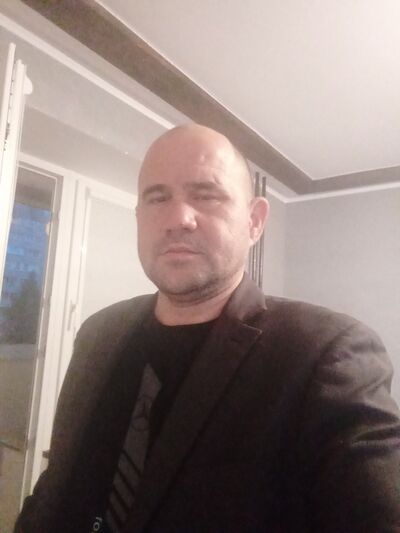  ,   Valera, 44 ,   ,   