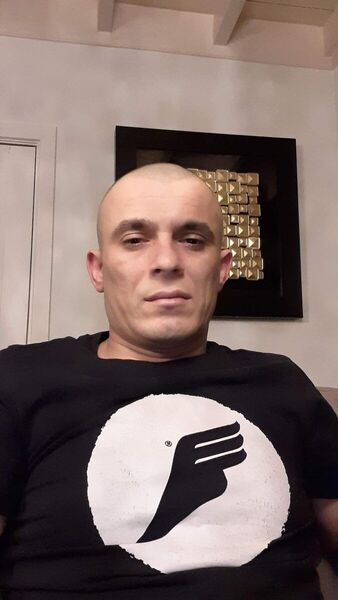  ,   Oleg, 42 ,   ,   