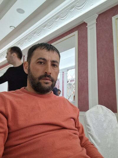  ,   Vage, 44 ,   ,   