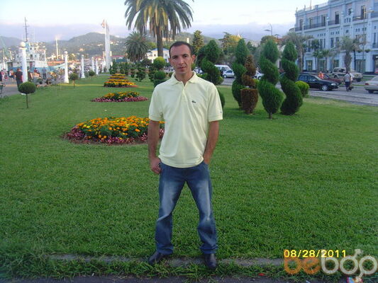  ,   Vahe, 38 ,  